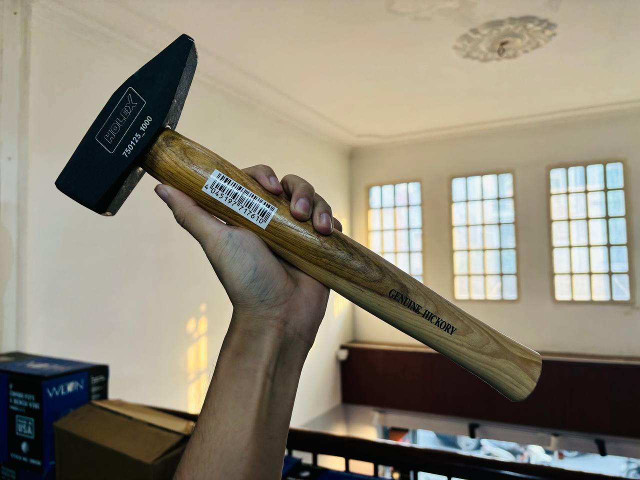BÚA SẮT CÁN GỖ 1KG HOLEX 750125 1000 BÚA SẮT CÁN GỖ 1KG HOLEX 750125 1000
